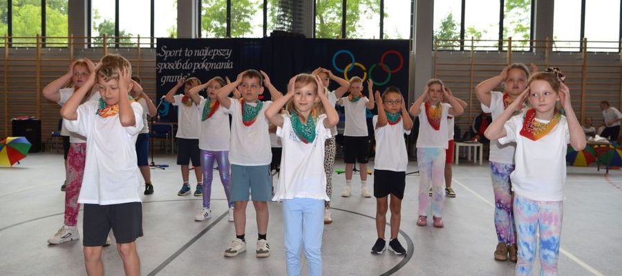 Otwarcie sali sportowej przy SP w Nosarzewie Borowym
